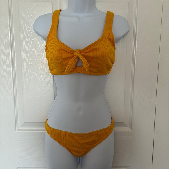 👙Xhilaration Ribbed Cheeky Bikini Bottom – Size S, Trendy Swimwear - Picture 2 of 6